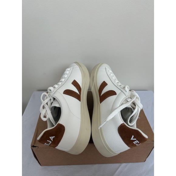 Veja Campo Leather White Cognac Womens Size 10 sneakers new with box - Picture 6 of 11